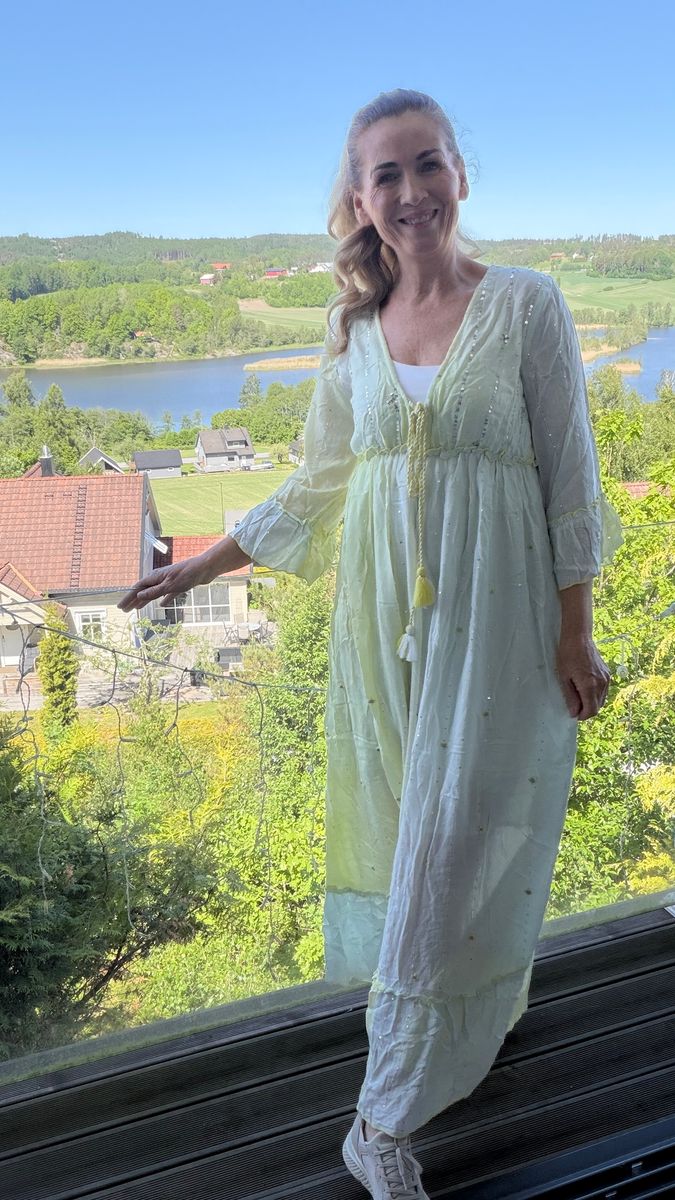 VICKY DRESS YELLOW