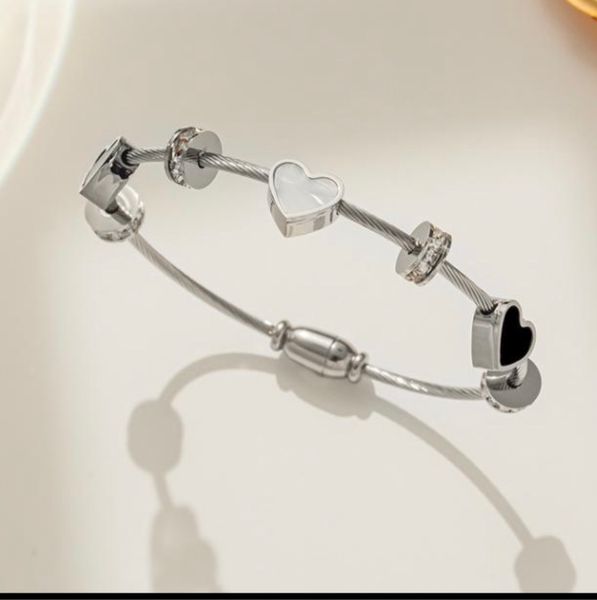 Hovedbilde HEART BRACELET S